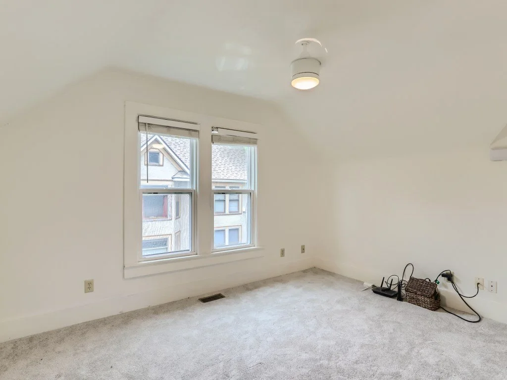 28 2nd Floor Living Room.jpg