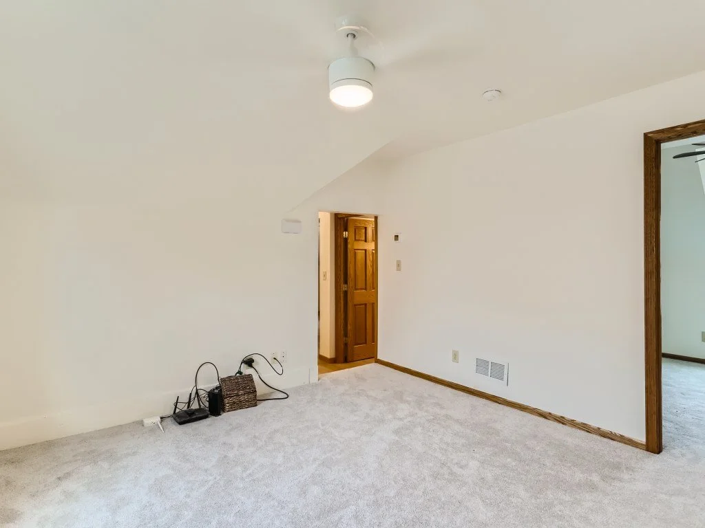 29 2nd Floor Living Room.jpg