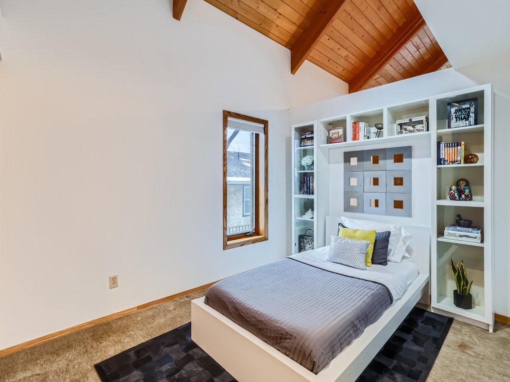 14 2nd Floor Bedroom.jpg