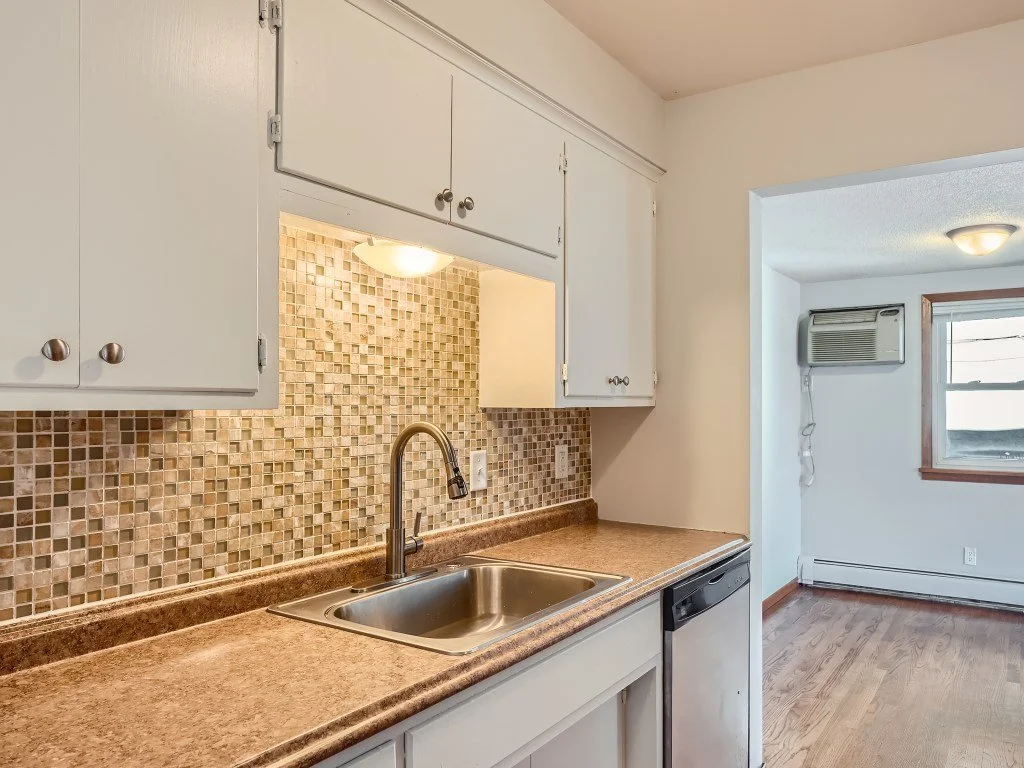 17 2nd Floor Kitchen.jpg