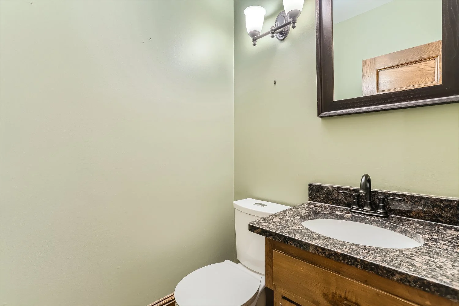 688 Holly Ave 3 - Web Quality - 016 - 20 Powder Room.jpg