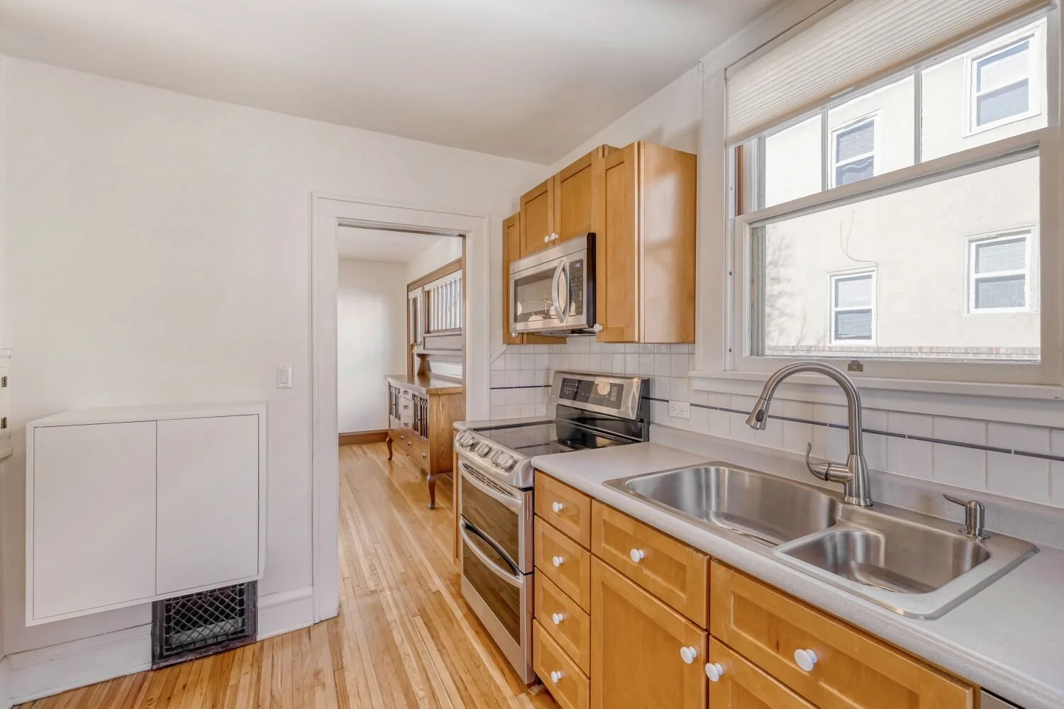 2551 lincoln St NE -  Kitchen 2.jpg