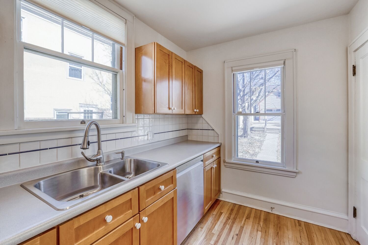 2551 lincoln St NE - Kitchen 1.jpg