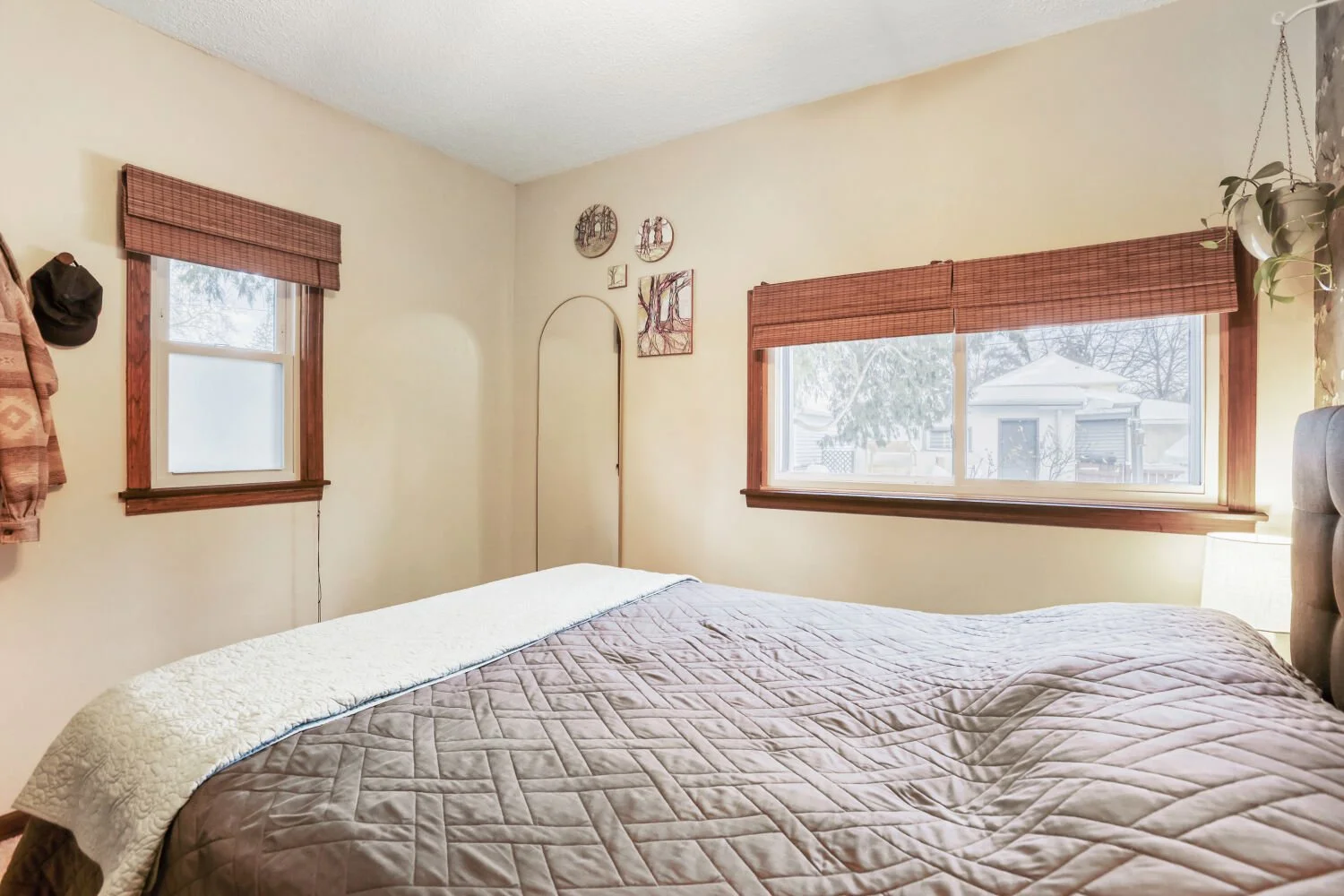 2839 NE Garfield St - Web Quality - 019 - 19 Primary Bedroom.jpg