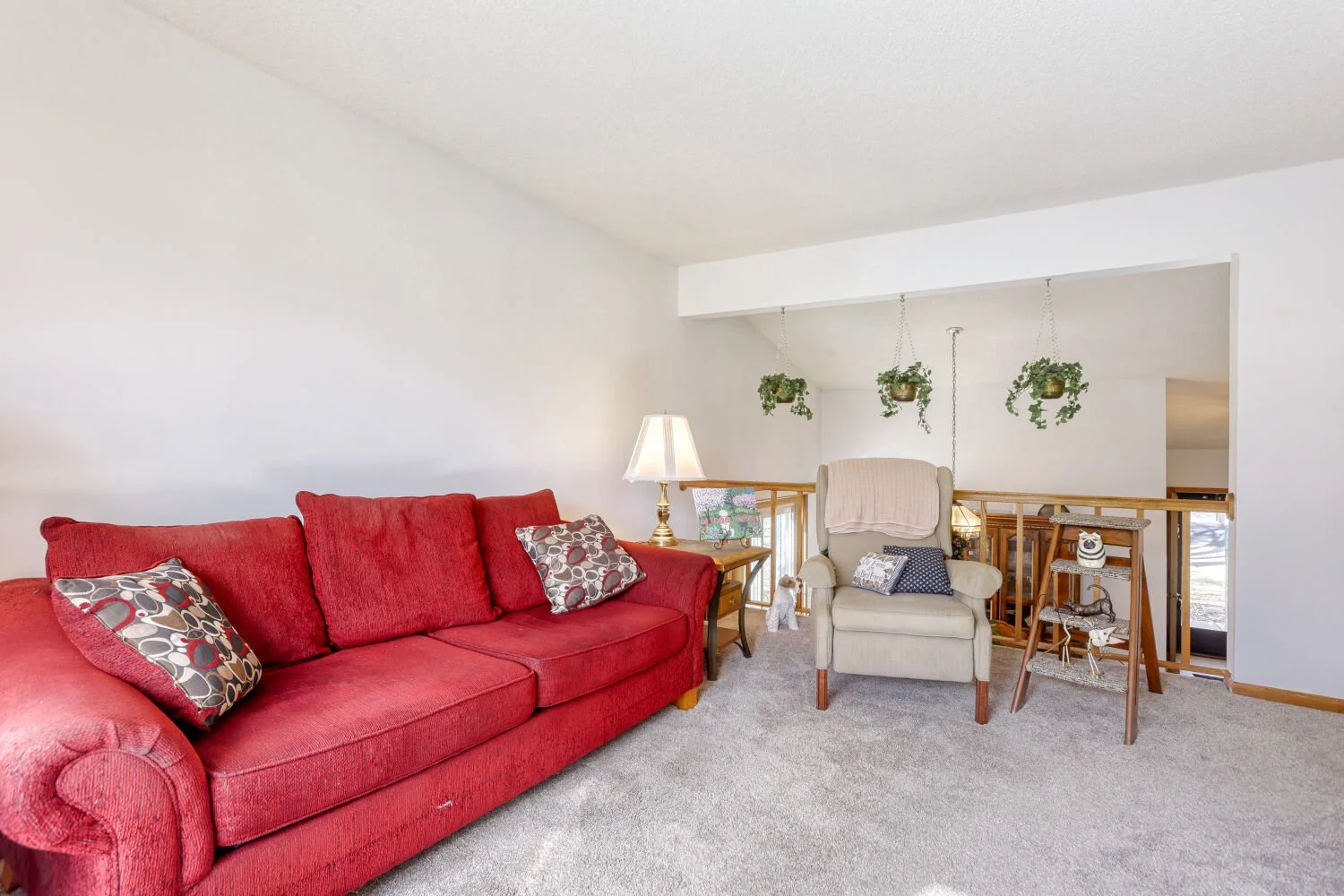 12121 Jefferson st ne - Web Quality - 006 - 06 Living Room.jpg