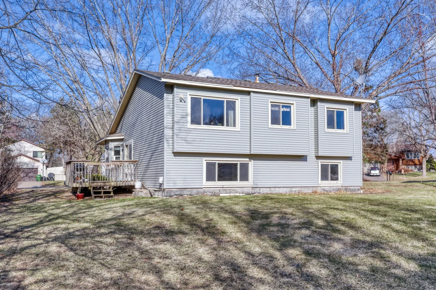 12121 Jefferson st ne - Web Quality - 027 - 27 Exterior Rear.jpg