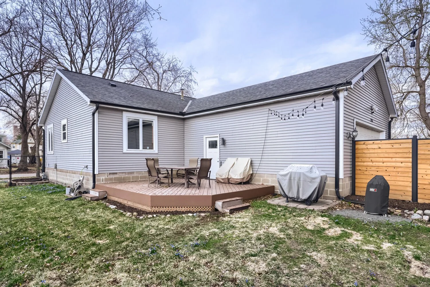 1715 Lincoln St. NE - Web Quality - 025 - 25 Exterior Rear.jpg