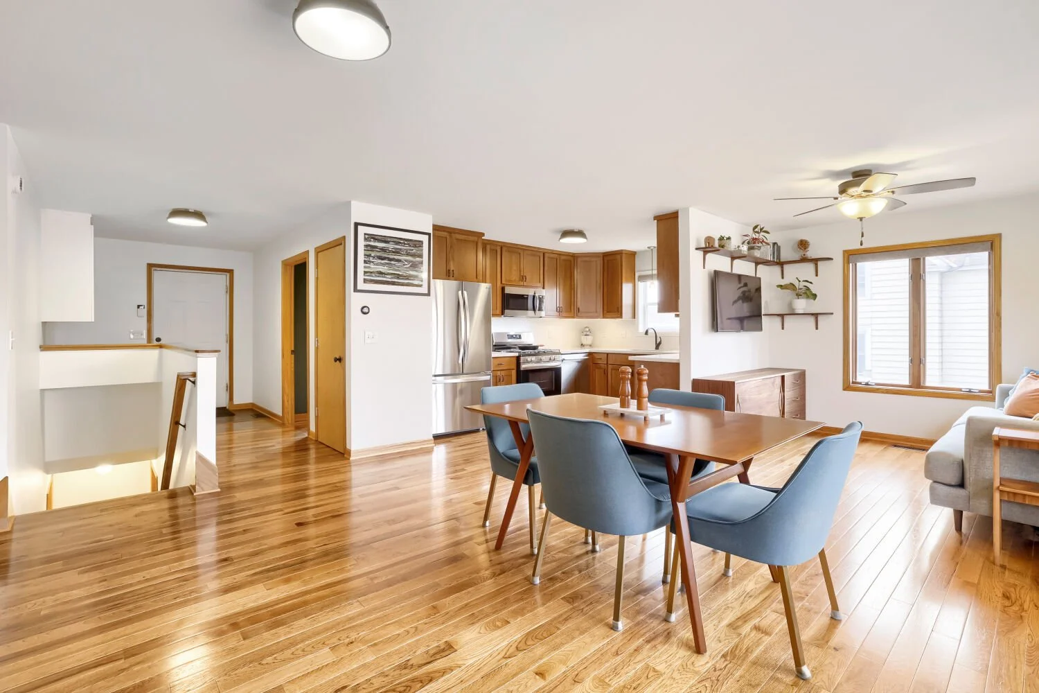 1715 Lincoln St. NE - Web Quality - 008 - 08 Dining Room.jpg