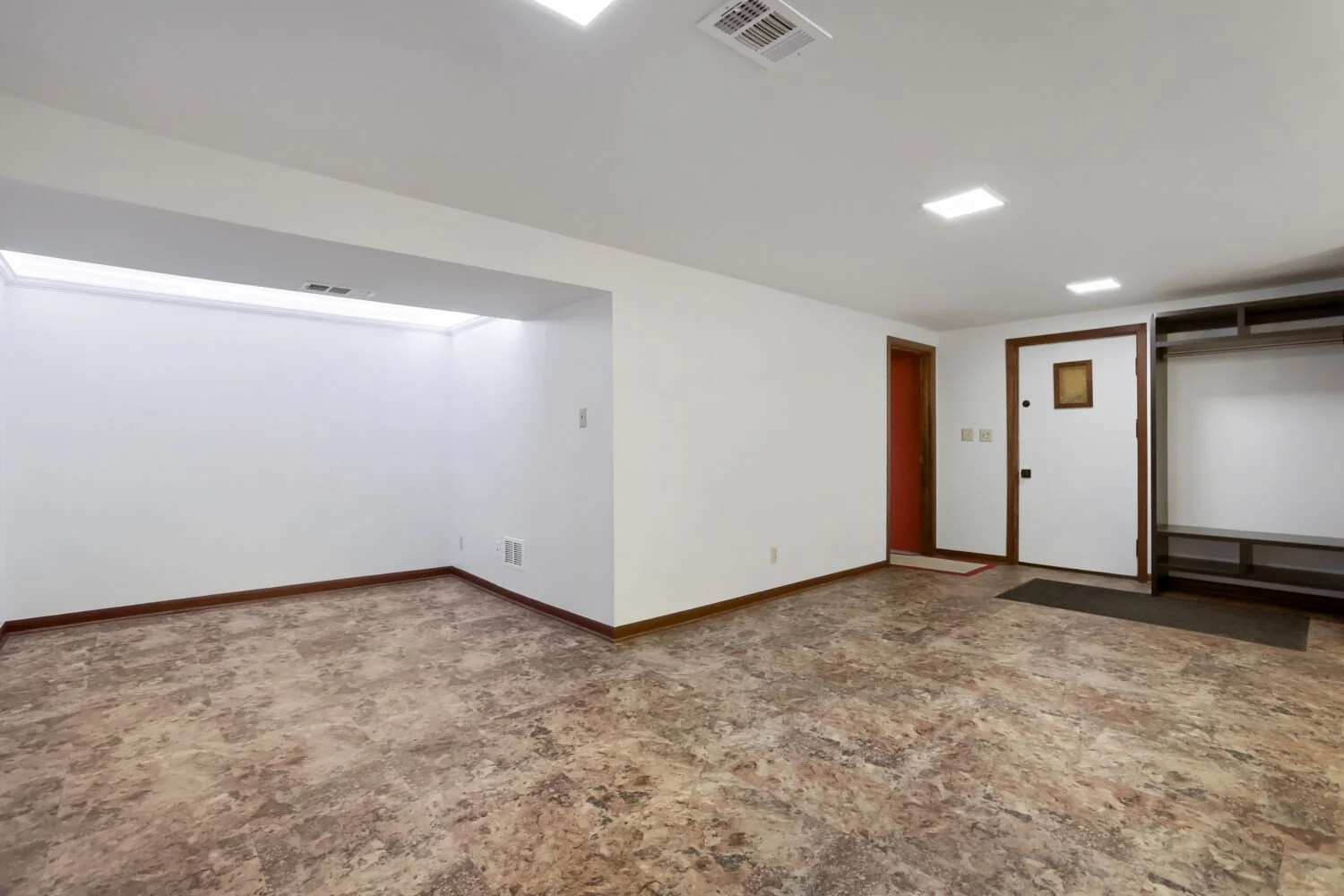 3407 cleveland st ne - Web Quality - 018 - 14 Family Room.jpg