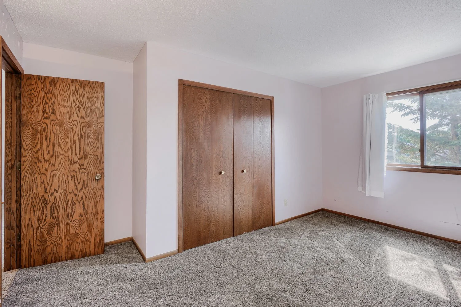 3936 Tyler St NE - Web Quality - 017 - 17 Primary Bedroom.jpg