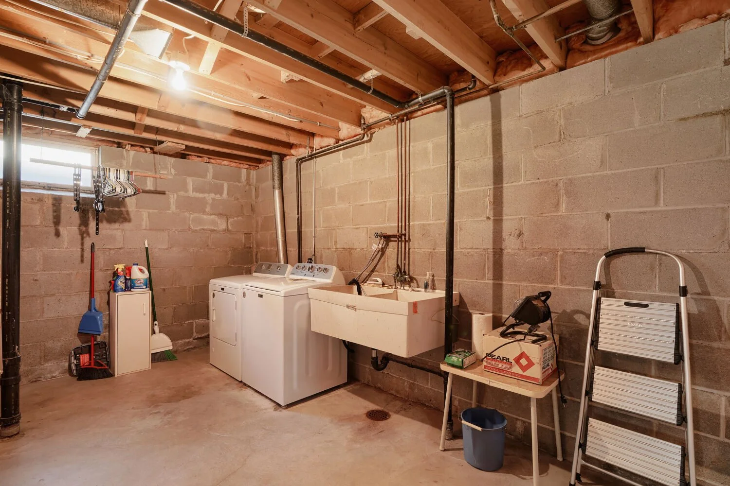 3936 Tyler St NE - Web Quality - 026 - 26 Laundry Room.jpg