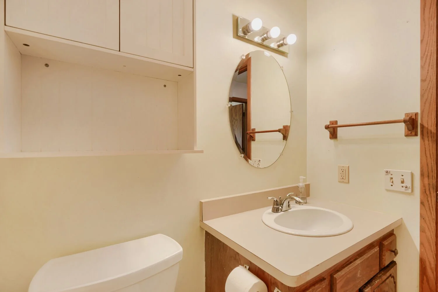 3936 Tyler St NE - Web Quality - 019 - 19 Primary Bathroom.jpg