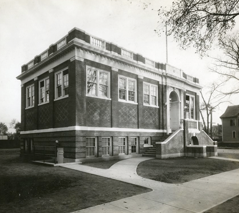 Dixwell Avenue Branch Library, built in 1922.