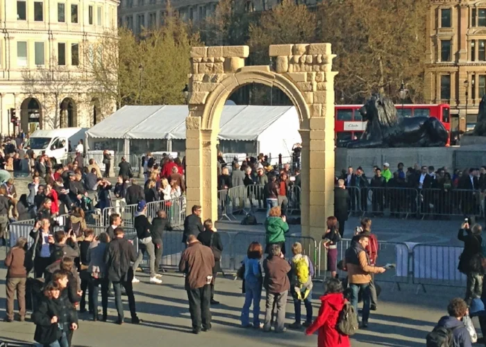 palmyra-arch-syria-replica-trafalgar-square-ban.jpg