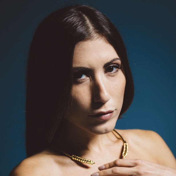 Photo By Joe Carabeo