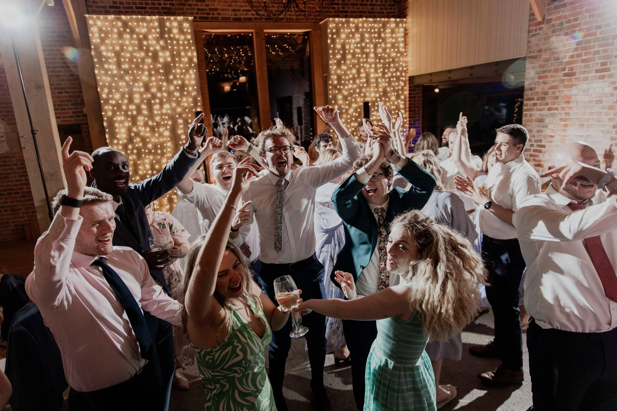 crazy-dancefloot-photos.jpg