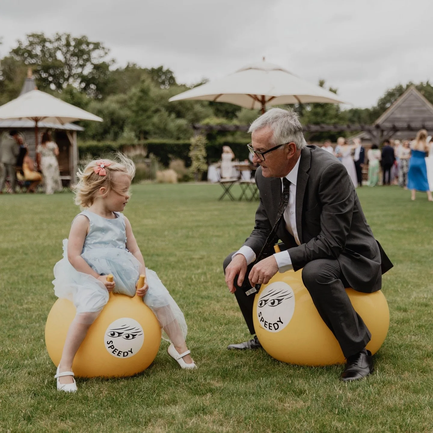 Looking back a few weddings from last year and these made me chuckle. 

@rackleysbarn 
@davidbabaian_ 
@lizzy_lizard8 

#rackleys #barnweddings #marlowedding #buckinghamshireweddingphotographer #bucksweddingsuppliers #funwedding #keepitnatural #realw