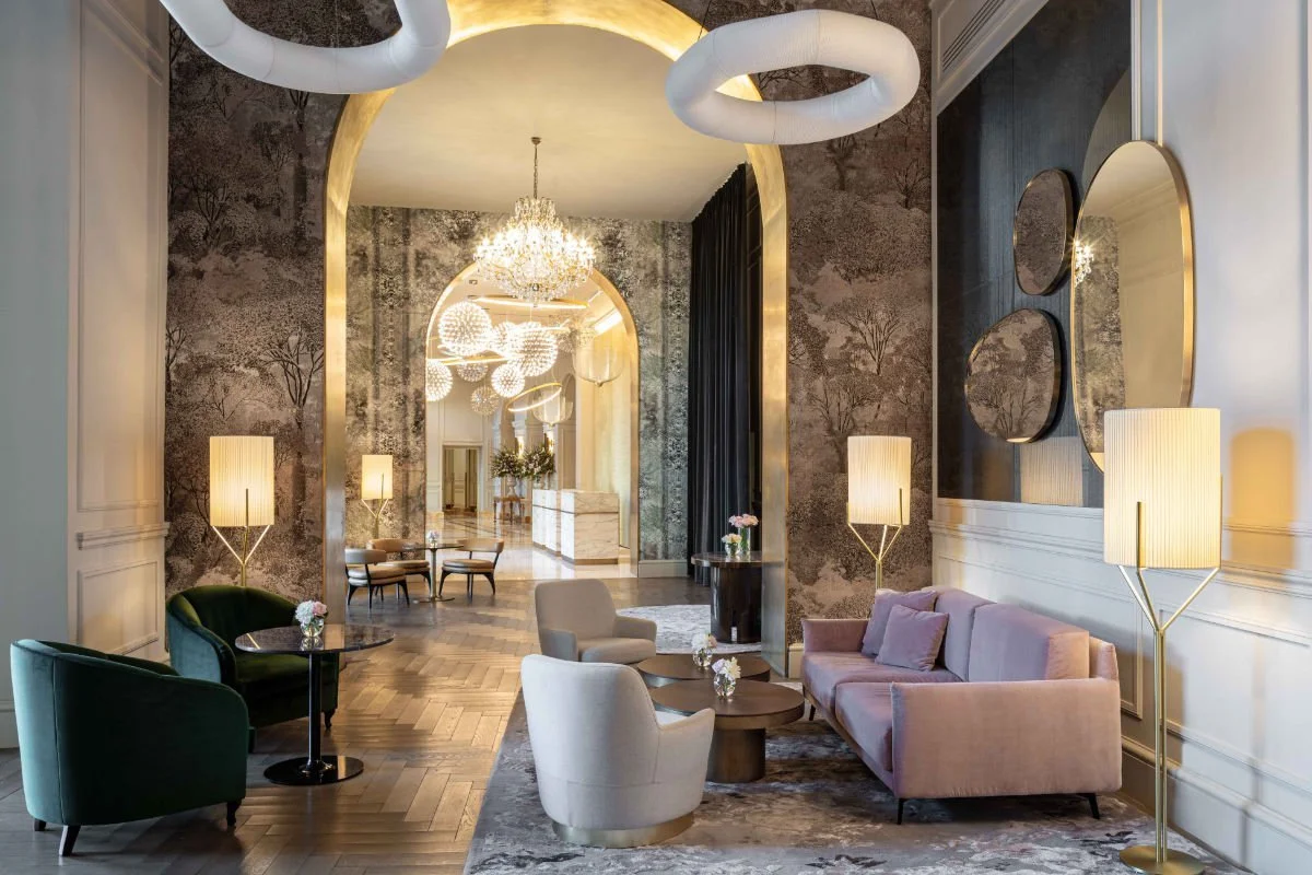 Anantara_Palazzo_Naiadi_Rome_Lobby_Seating_To_Reception.jpg.1200x800_q85_crop.jpg