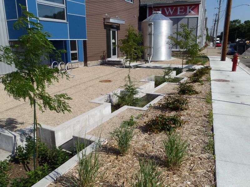 Tree trench, Mississippi River Watershed Management Organization Stormwater  Park and Learning Center