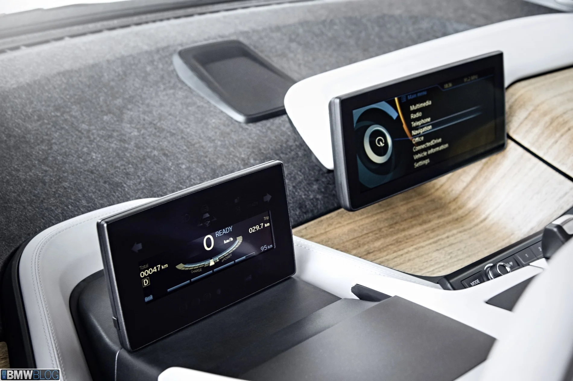 Digital Instrument Cluster and Infotainment Display