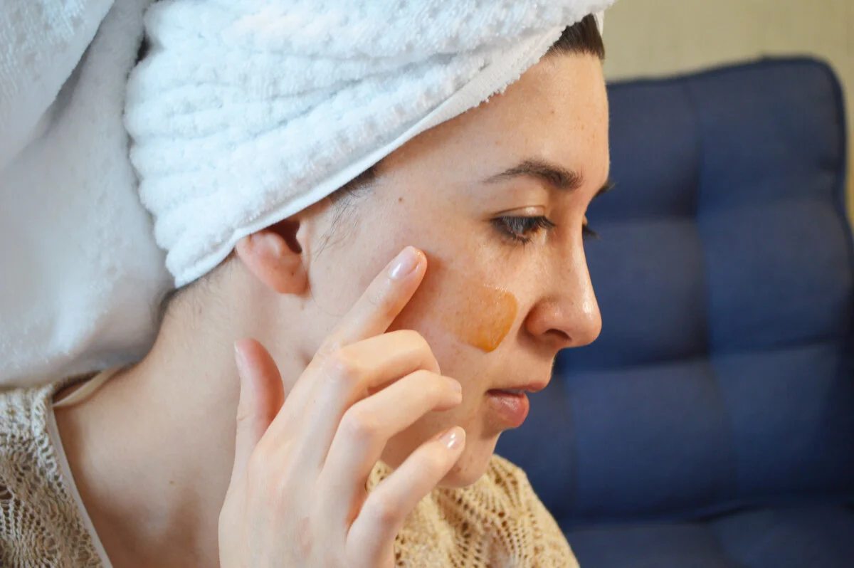WHY A DAILY BEAUTY ROUTINE?