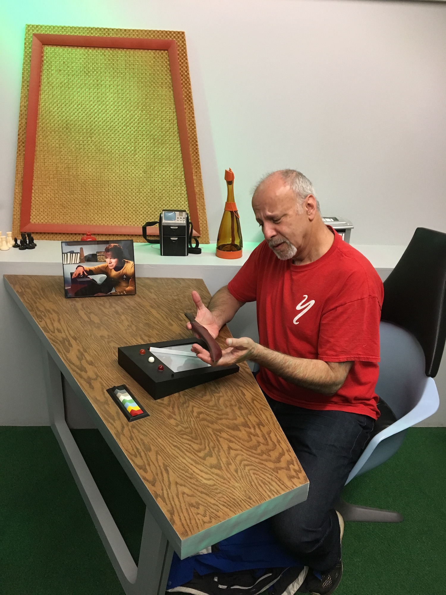 Michael Jan Friedman at Captain Kirk’s Desk ©2017 David R. George III