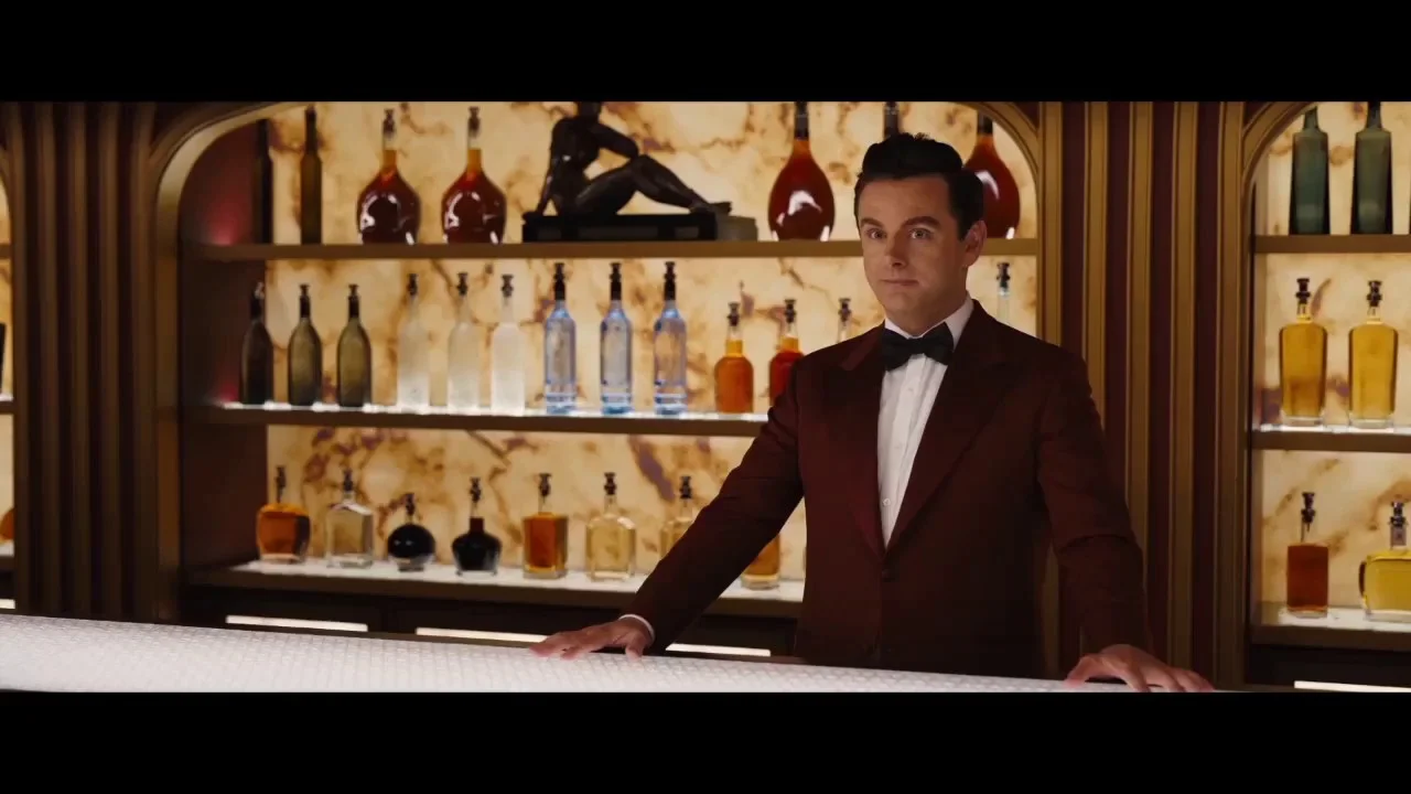 Michael Sheen as Arthur, an android tending bar aboard Avalon in Passengers