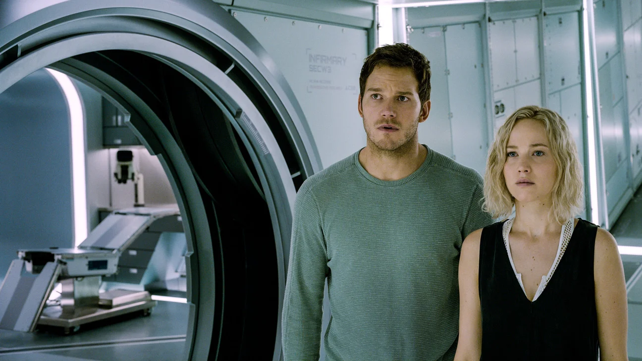 Chris Pratt and Jennifer Lawrence in Passengers