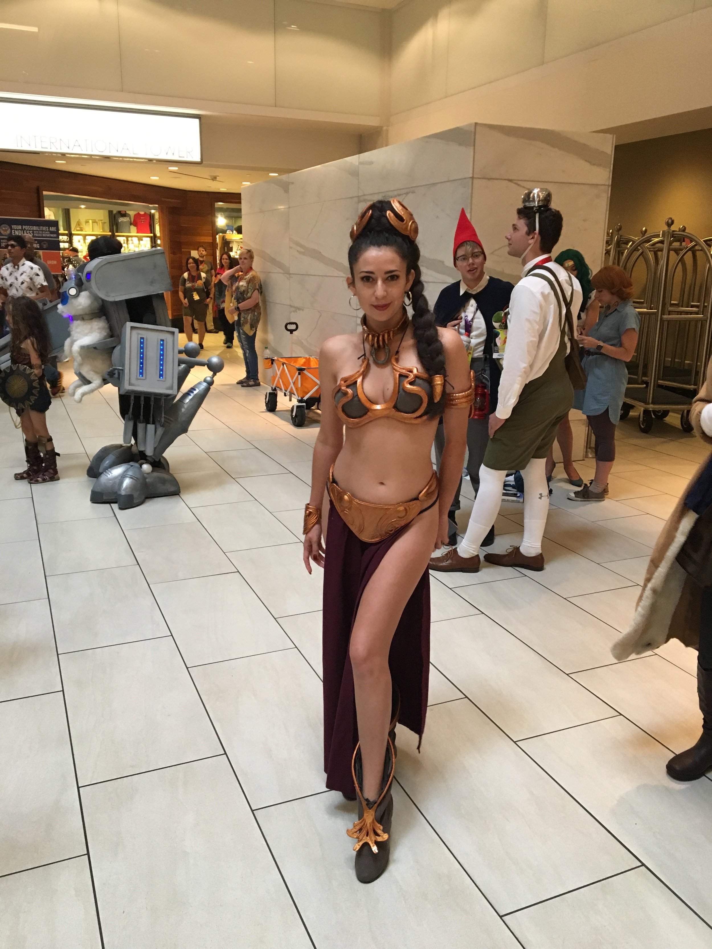 costume-05.jpg