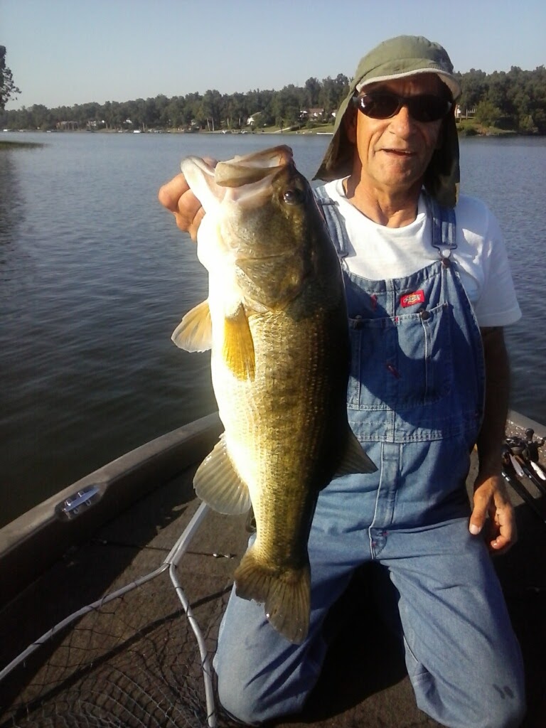 Look at this 10 lb beauty caught by Guy Lindstrom