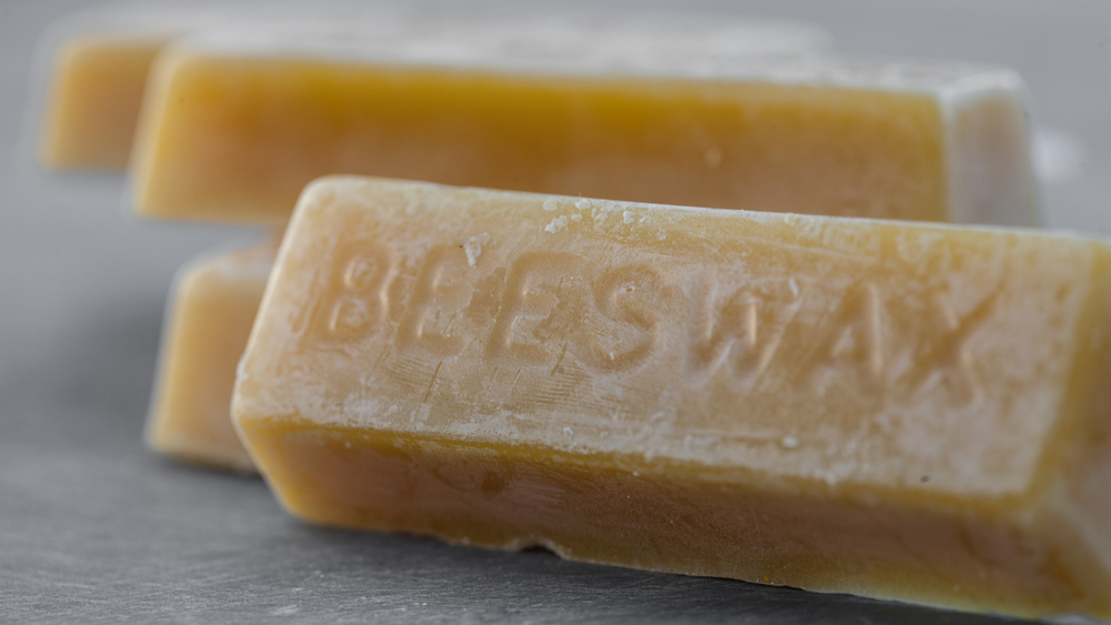 Pure Beeswax Bar 1 oz | Betterbee