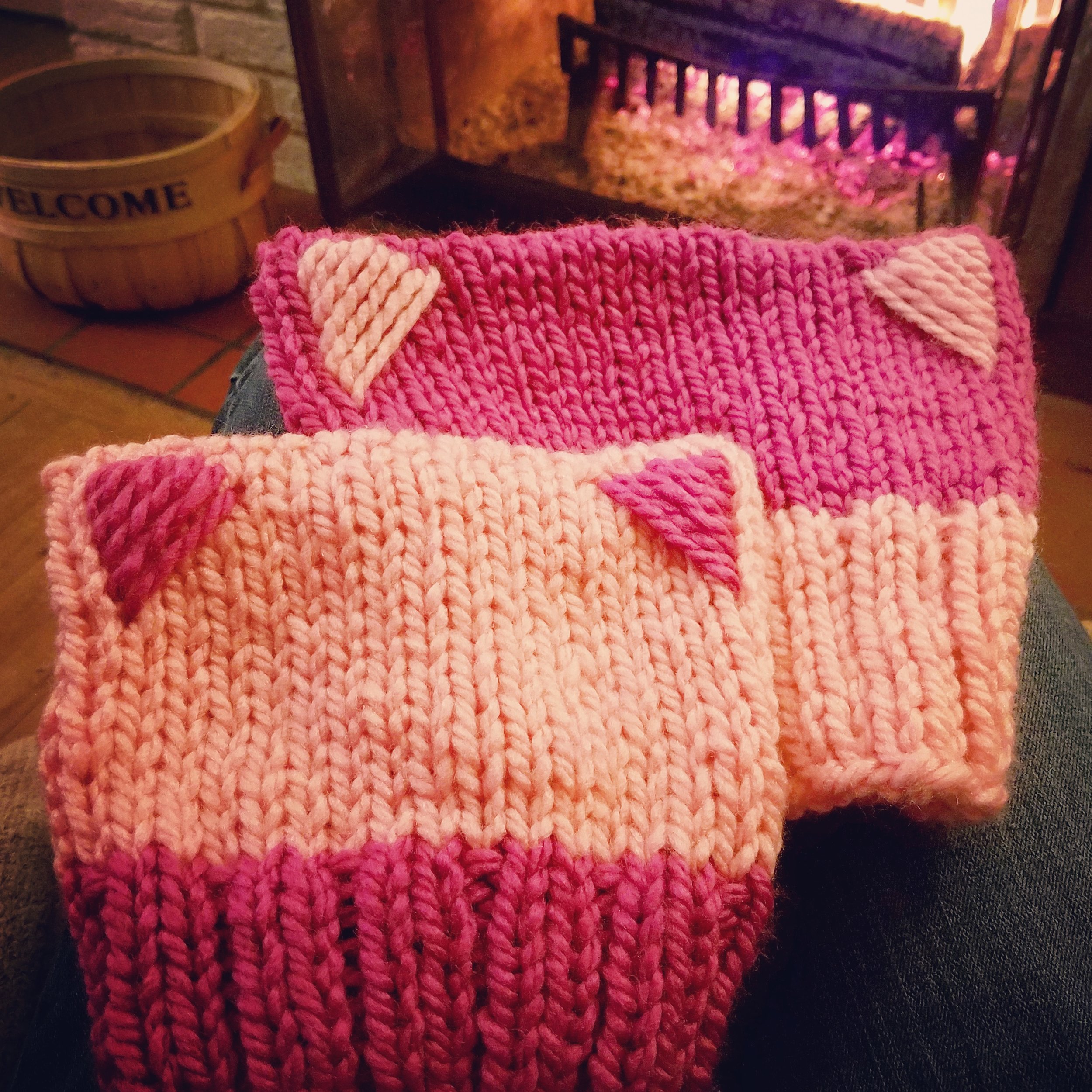 mother/daughter pussyhats using the super cat hat pattern: loops and threads charisma yarn