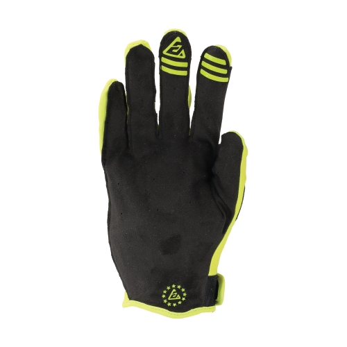 answer_glove_fix_01.png