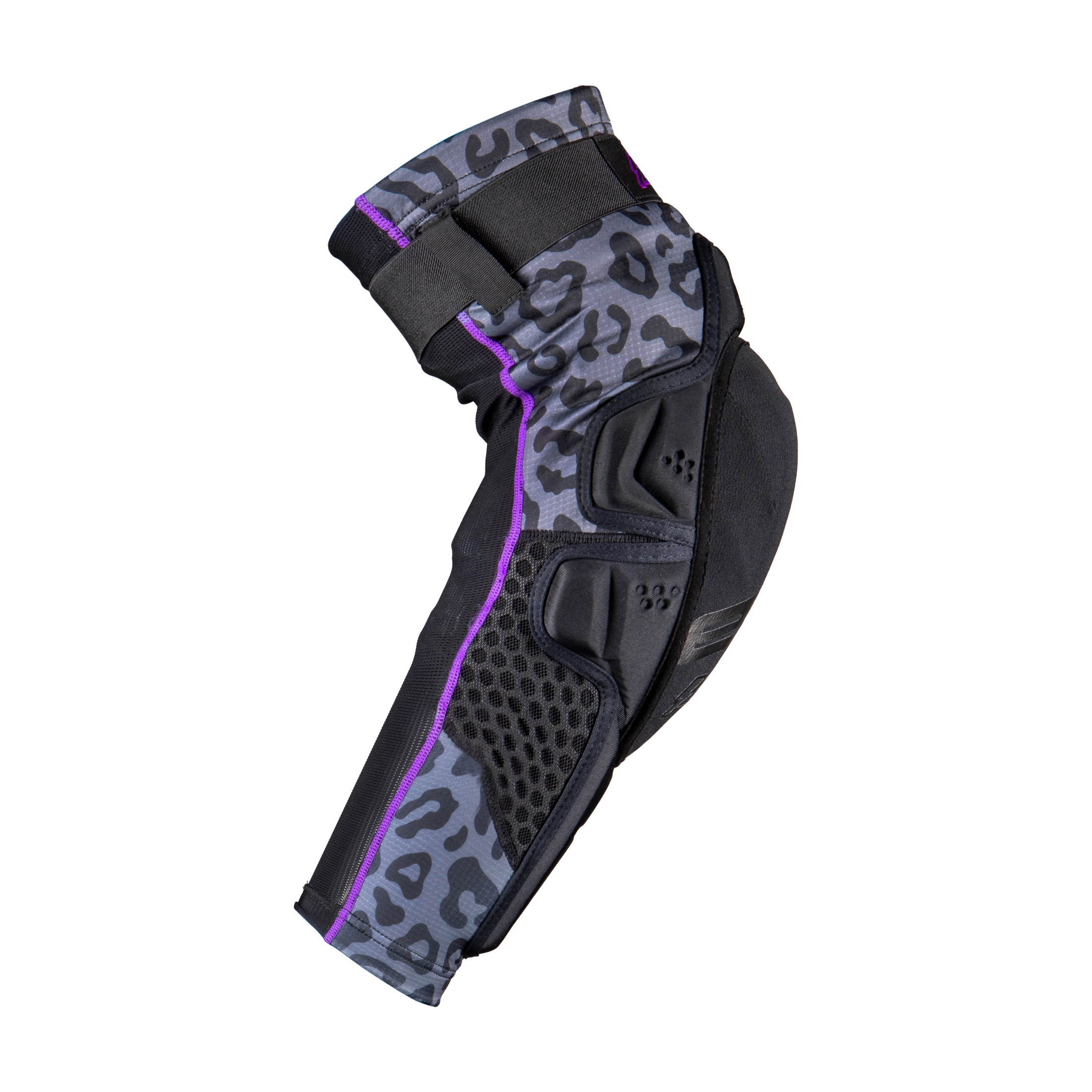 evs_slayco96_ghost_leopard_knee_guards (4).png