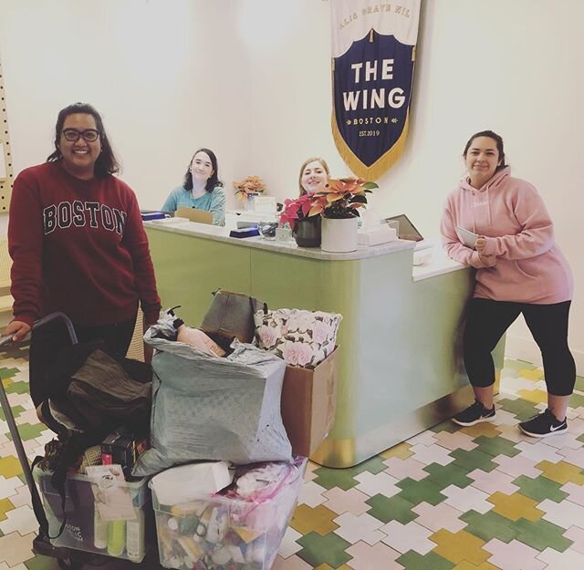 Thank you to @the.wing and the rest of 699 Boylston including @tb12sports for the amazing toiletry drive they did to help those in their community suffering from homelessness. Your help goes a long way! Togethershecan.org 🌸🧴
.
.
.
.
#thewing #wing 