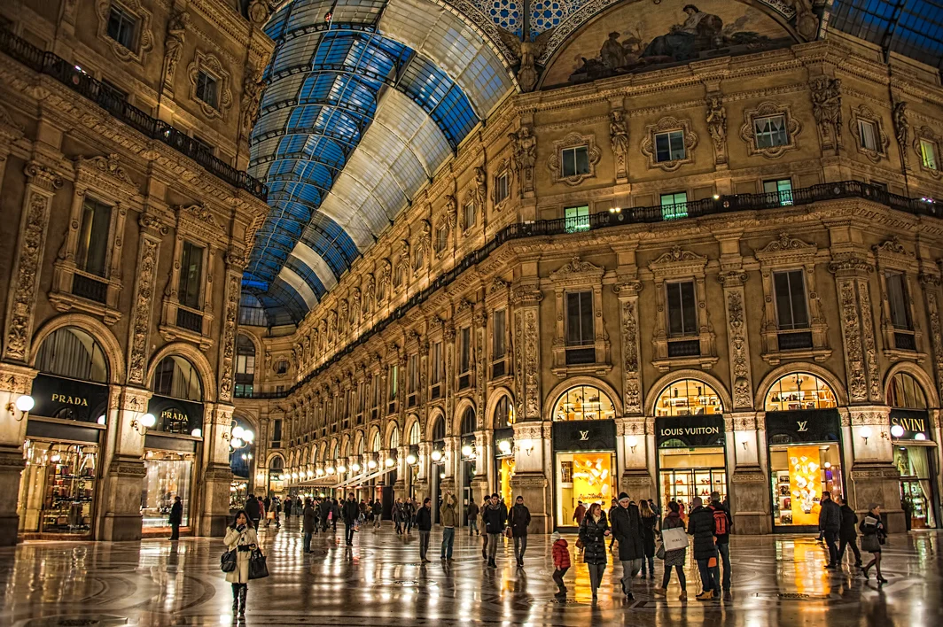 galleria-vittorio-emanuele-ii-night-time.jpg