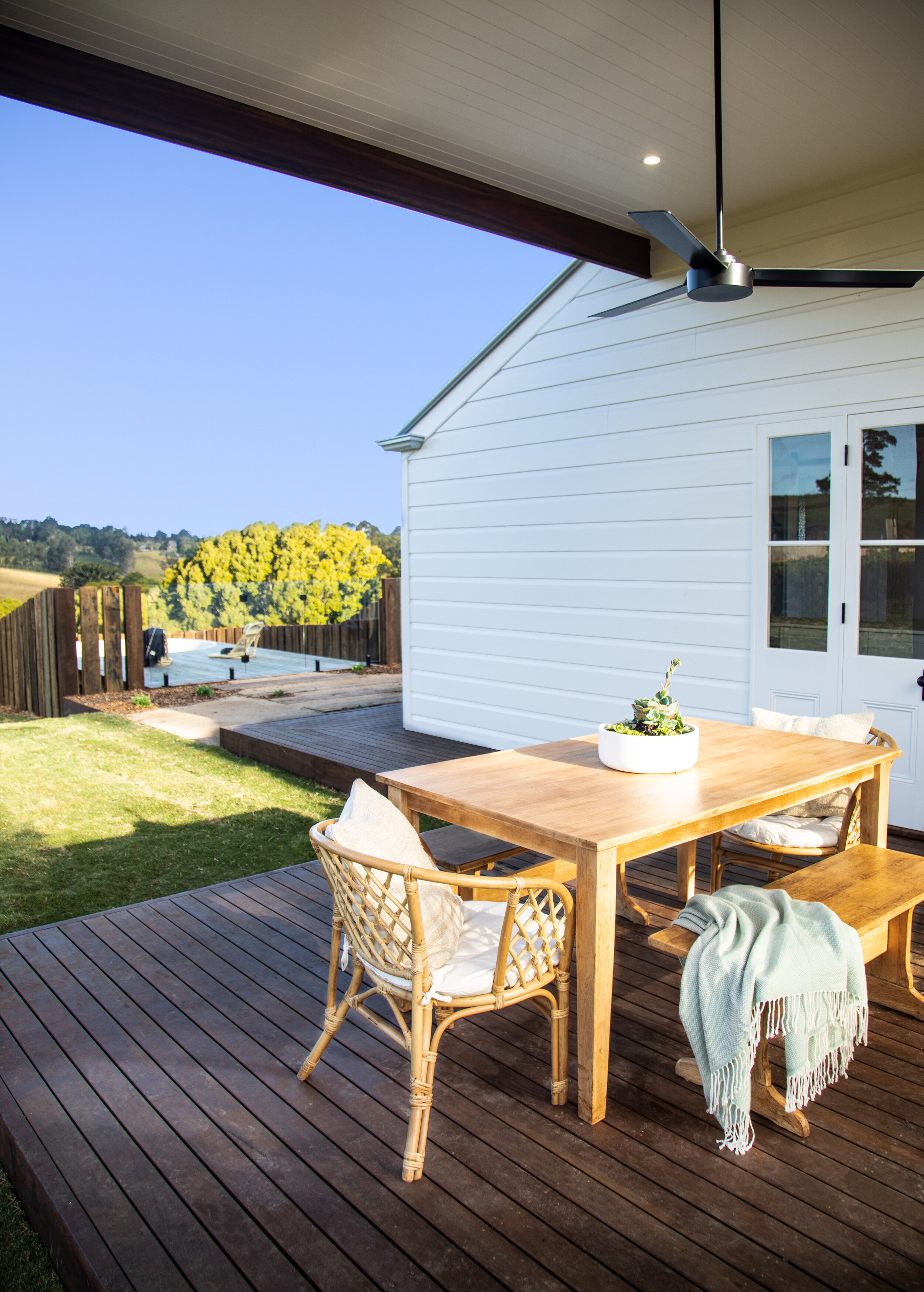 The_Plot_Outdoor_Dining.jpg
