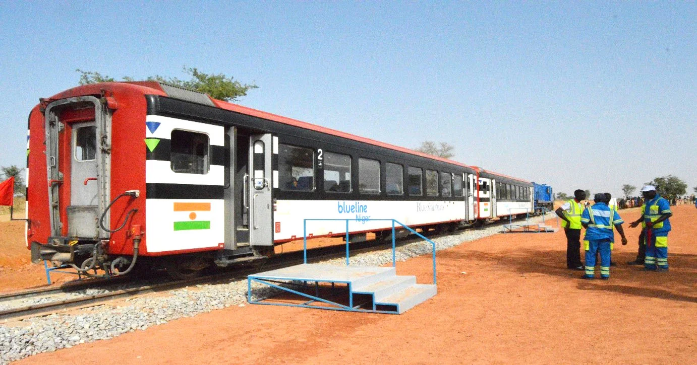 train boloré.jpg