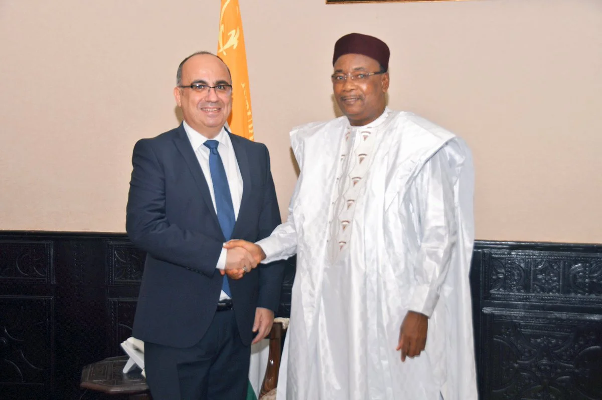 Le Président Issoufou Mahamadou a reçu mercredi l’Ambassadeur de Turquie au Niger 