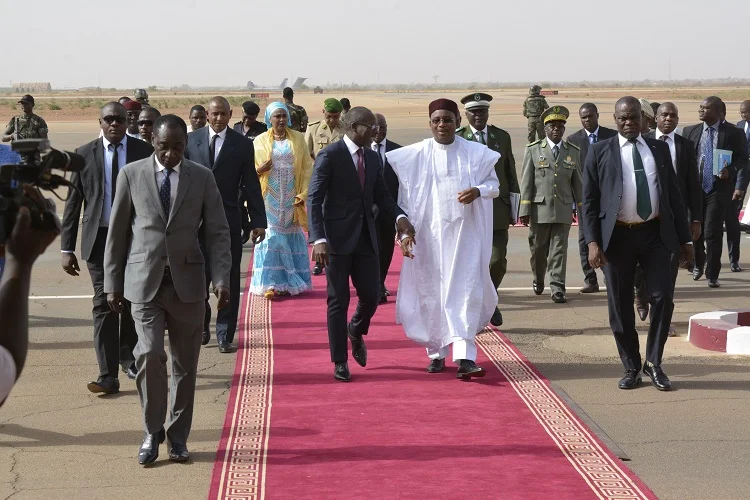 Escale technique suivie d’une séance de travail du Président du Bénin Patrice Talon à Niamey 