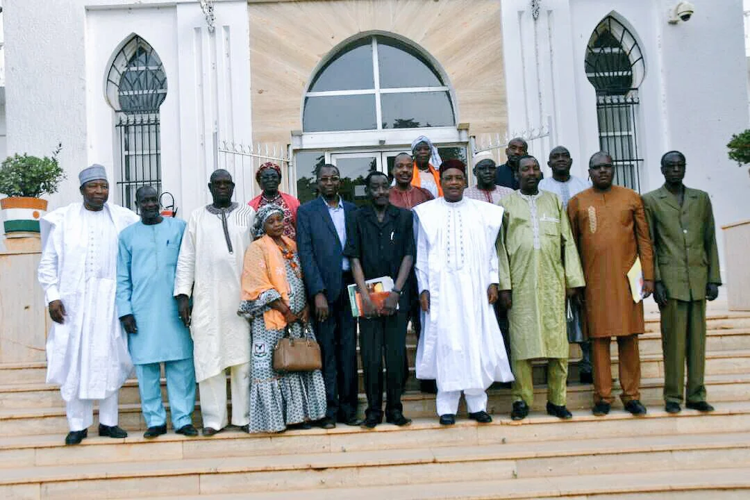 Le Président de la République SEM Issoufou Mahamadou rencontre les responsables de l’Intersyndicale des Travailleurs du Niger
