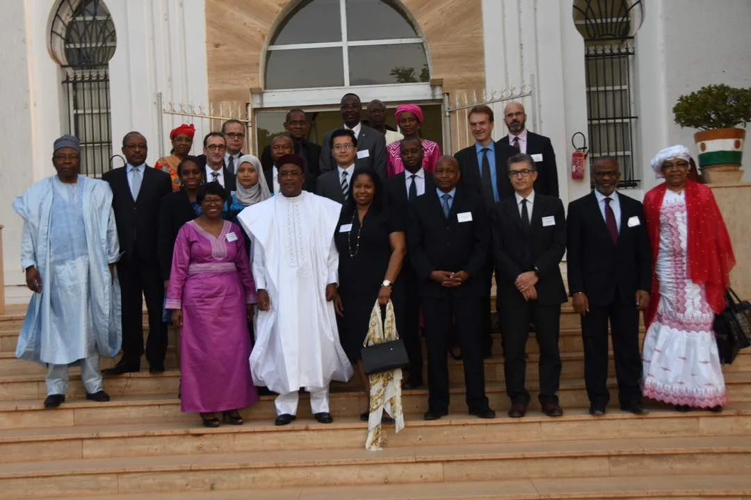 Le Président de la République SEM Issoufou Mahamadou reçoit une délégation du Groupe de la Banque Mondiale en mission de travail au Niger