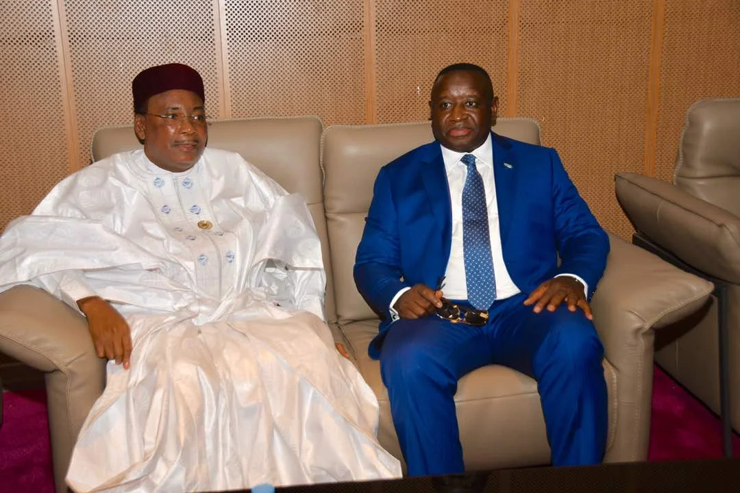 Le Président Issoufou Mahamadou s’est entretenu samedi à Nouakchott avec ses homologues mauritanien et sierra léonais