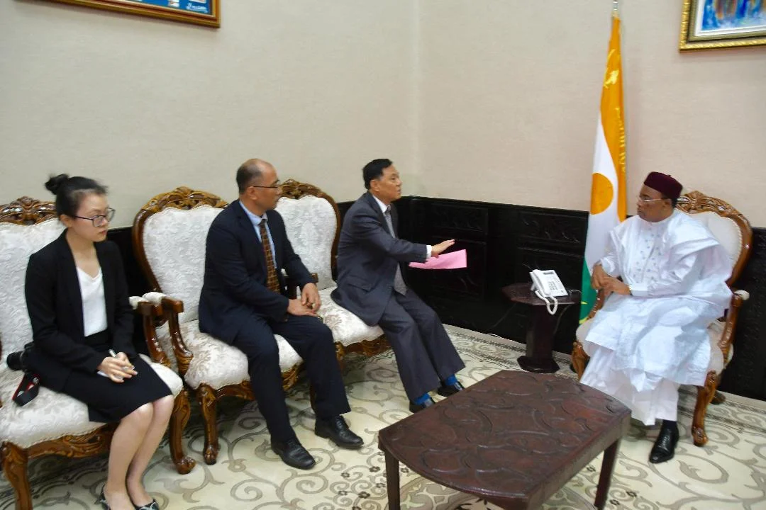 Im avec Amb Chine.jpg