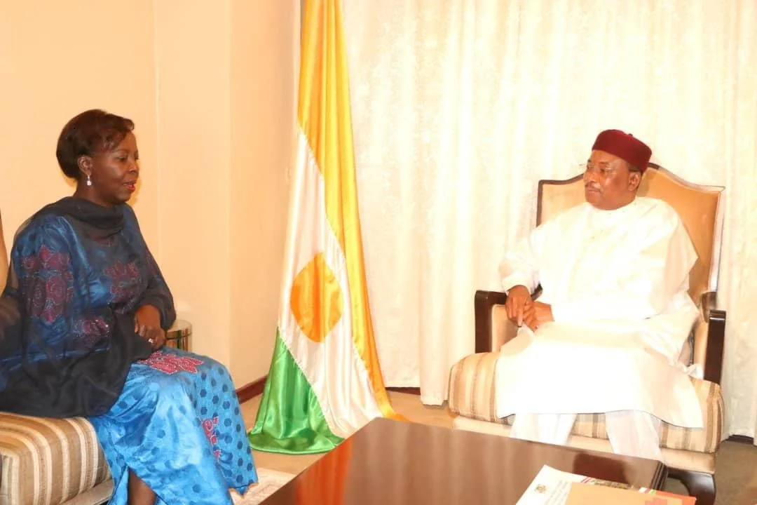 Le Président Issoufou Mahamadou a reçu samedi la Ministre rwandaise des Affaires Etrangères