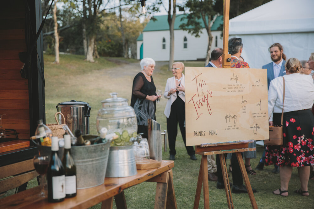 Crescent Head Wedding Bar