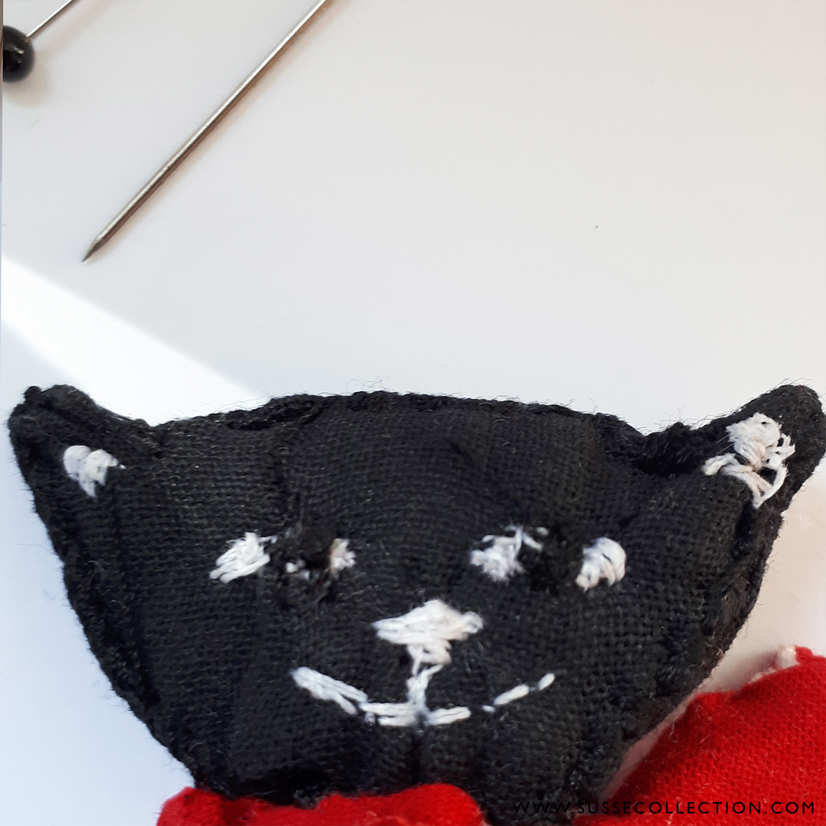 Susse Collection_Pincushion exchange2 .jpg