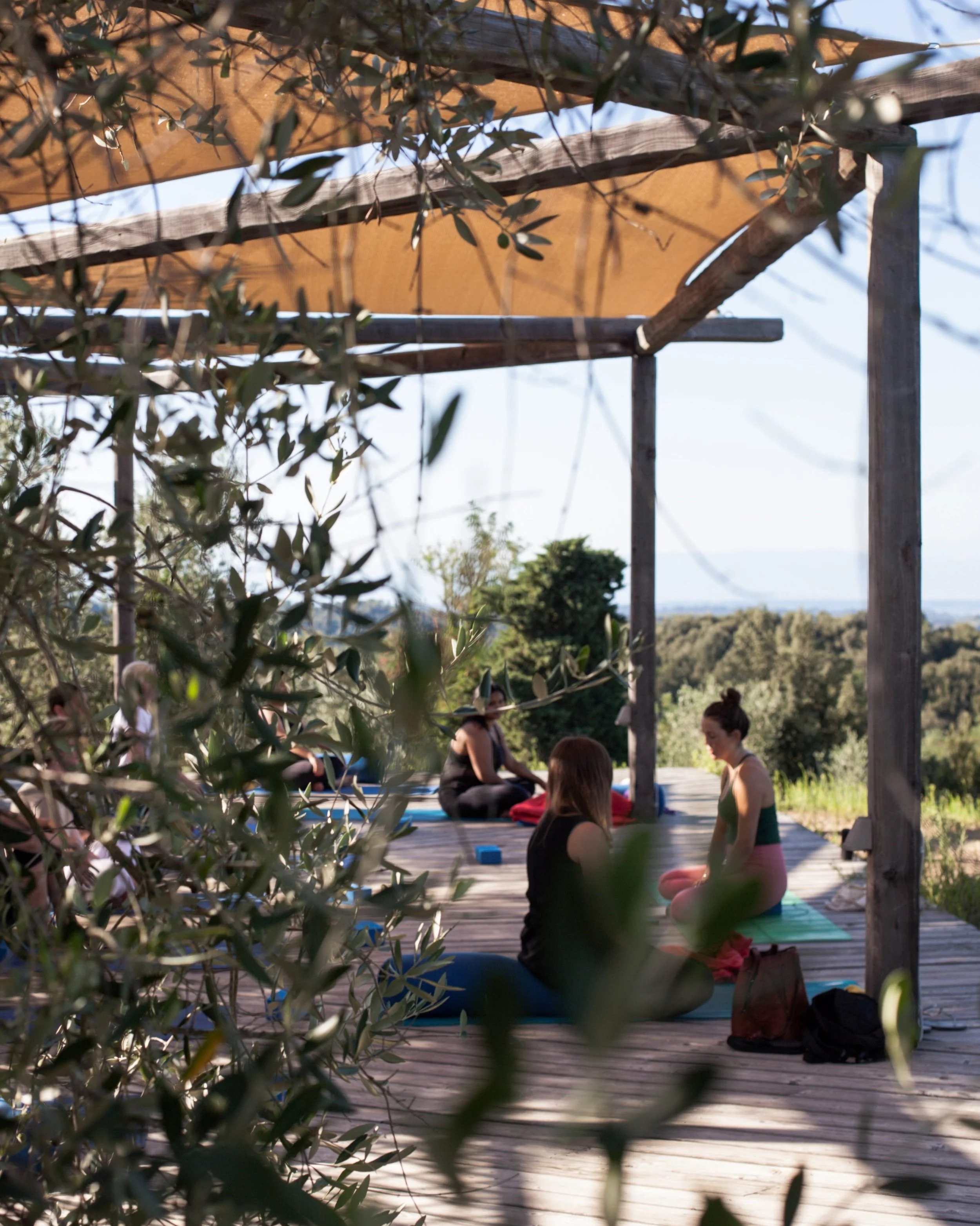 Italy yoga retreat Italy creative retreat Yoga and art retreat — Nina