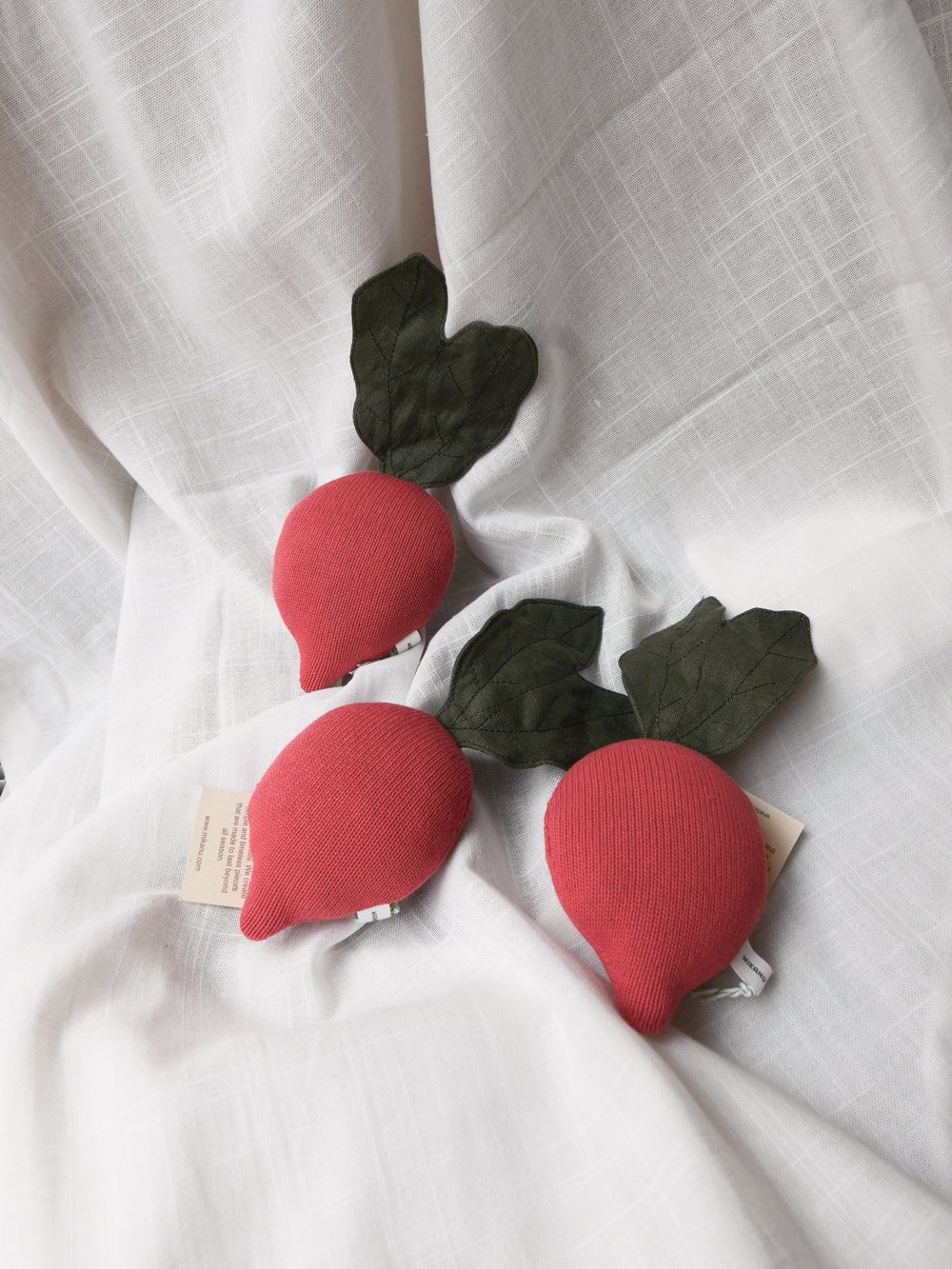 Soft Radish with bell - red