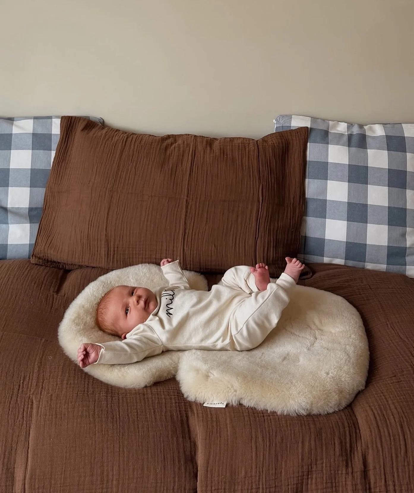 The sheepskin snugglers are good all year around! We have a few left in stock. Thank you @rachael__keegan for sweet pic 💕 #betonstudios
